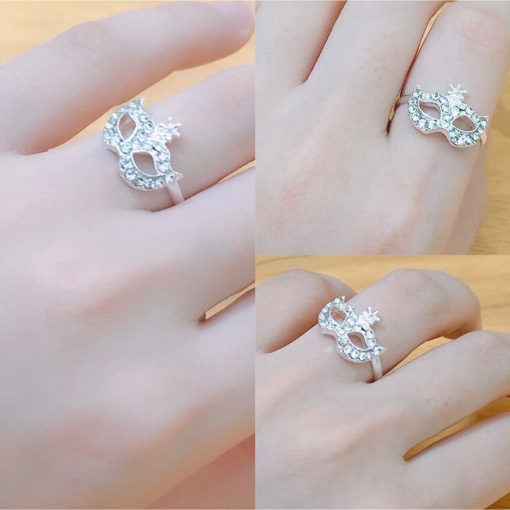 nhẫn hình mặt nạ hóa trang đính kim xinh xắn