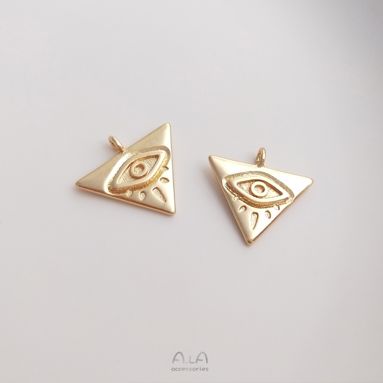 Vòng cổ Mạ Vàng 14K Mặt Hình Tam Giác Độc Đáo