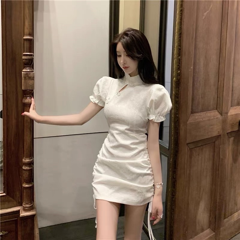 Sườn xám ngắn tay rút eo dễ thương