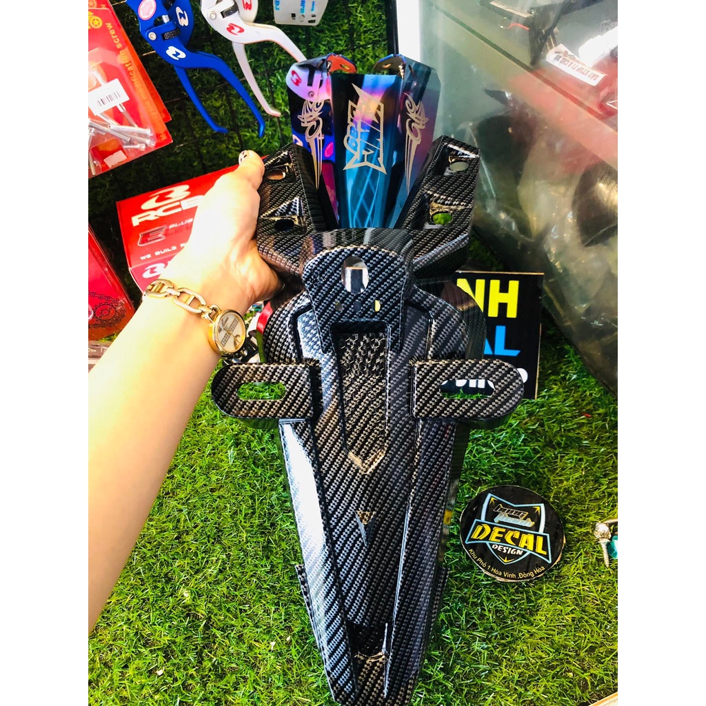 Dè malaisa full cacbon kèm ốp kingdrang ,full ốc tian gr5 , cho exciter 150 gắn như zin