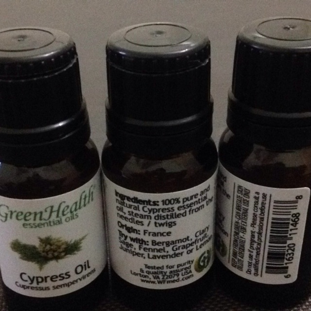Tinh dầu bách tùng ( cypress oil)