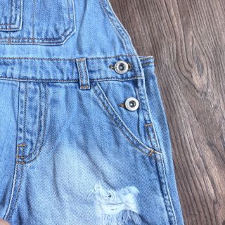 Short yếm jean bé gái Z