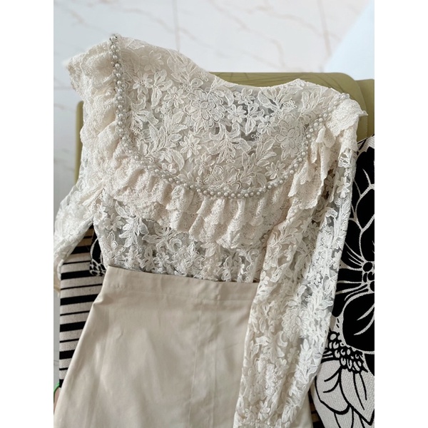Set áo tiểu thư nude tay bồng chân váy da