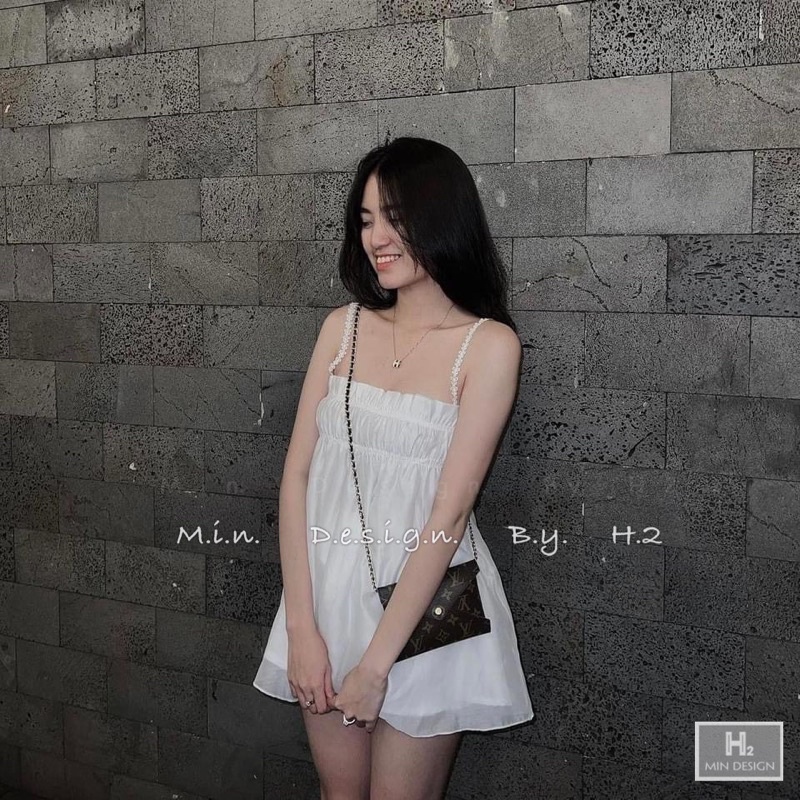 Áo 2 dây hoa cúc chun bèo ngực chất lụa 2 lớp dáng babydoll màu trắng