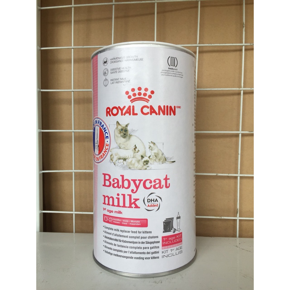 Sữa bột cho mèo con Royal Canin baby cat milk hộp nguyên 300g