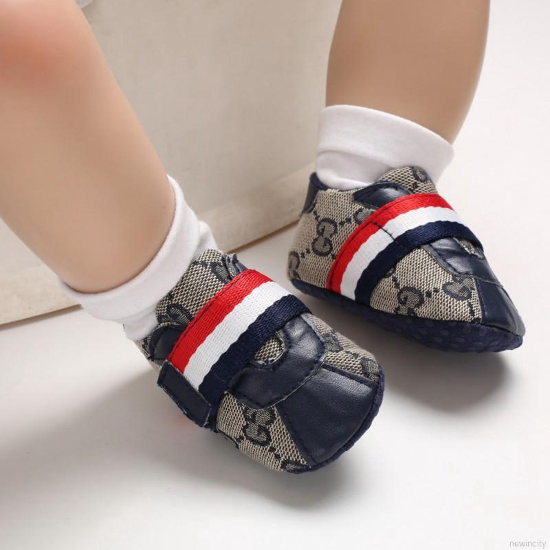 Giày Đế Mềm Chống Trượt Cho Bé Tập Đi