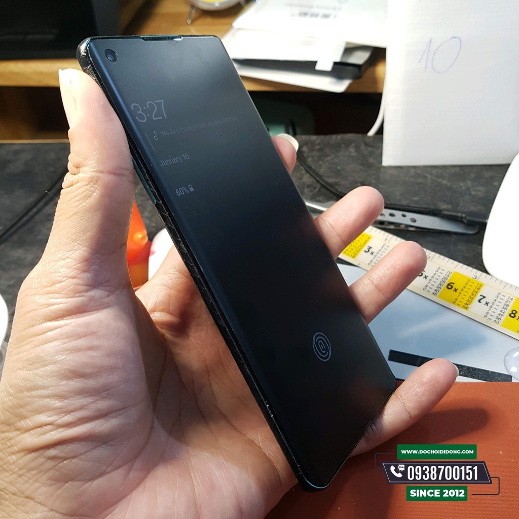 Miếng dán PPF Oneplus 8 trong, nhám, đổi màu