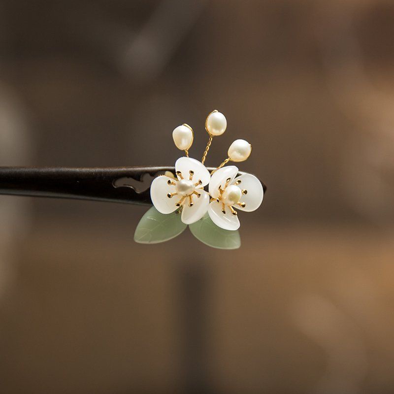 Trâm Cài Tóc Bằng Gỗ Phối Tua Rua Đính Ngọc Trai Phong Cách Trung Hoa Cổ Điển