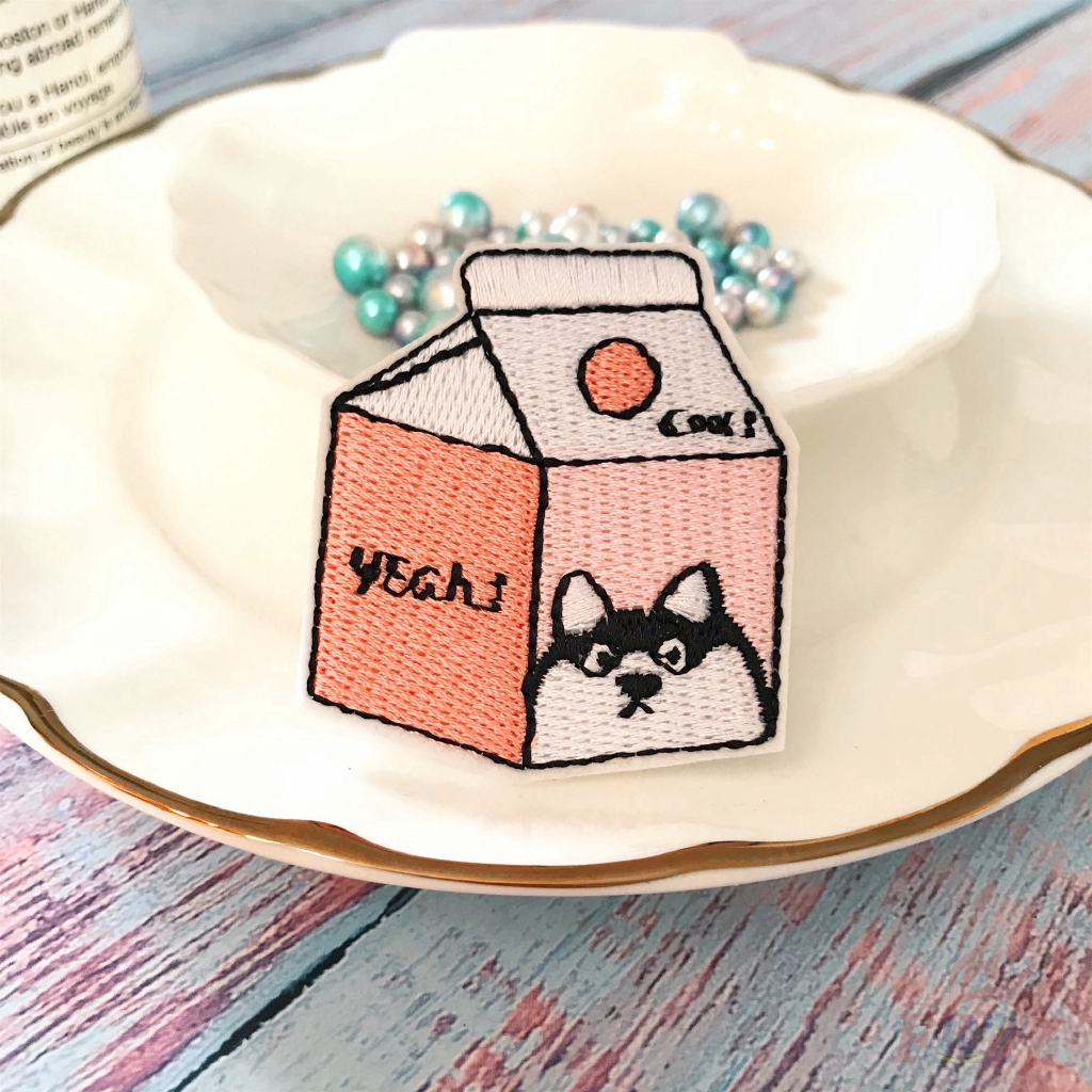 Miếng dán quần áo hình bình sữa hoạt hình