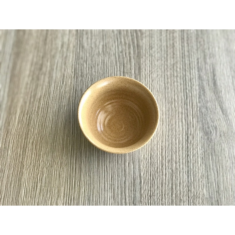 Chén / Bát cơm men vàng hoa đỏ Gốm Bát Tràng
