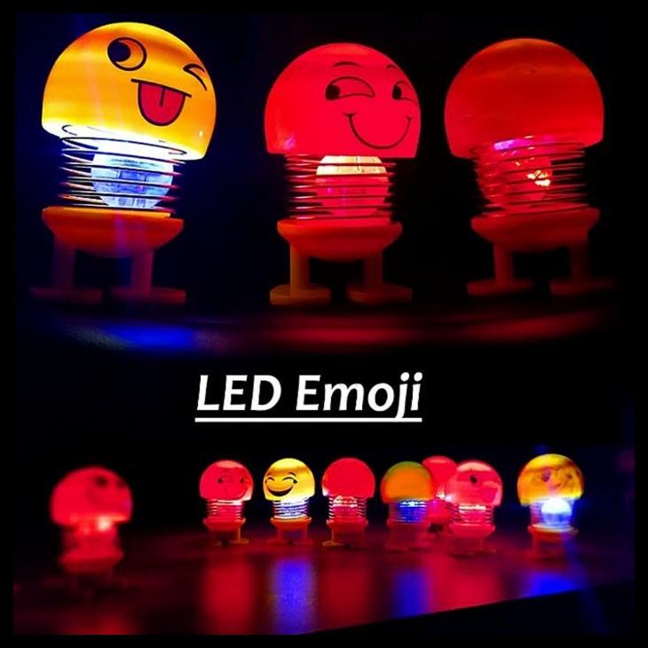 Búp Bê Đồ Chơi Hình Emoji Có Đèn Led Trang Trí Bảng Điều Khiển