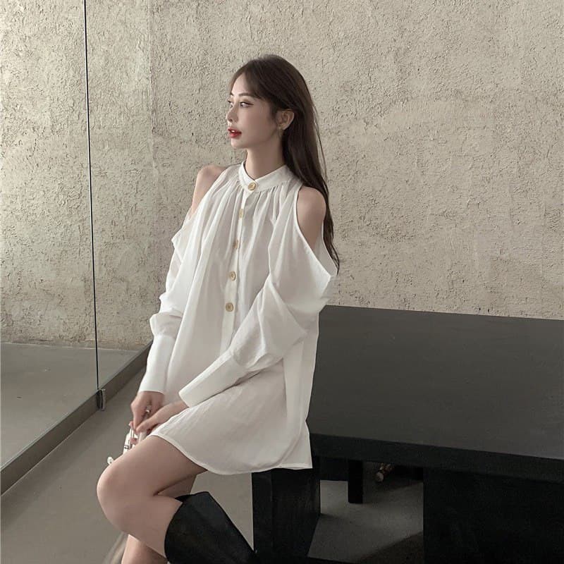 [Mã WAMT1505 giảm 10K đơn 0K] Váy Suông Kiểu Sơ Mi Khoét Tay Nút Gỗ (TRẮNG) | BigBuy360 - bigbuy360.vn