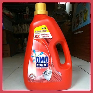 Nước giặt OMO matic cho máy giặt cửa trên chai 4,2 kg.