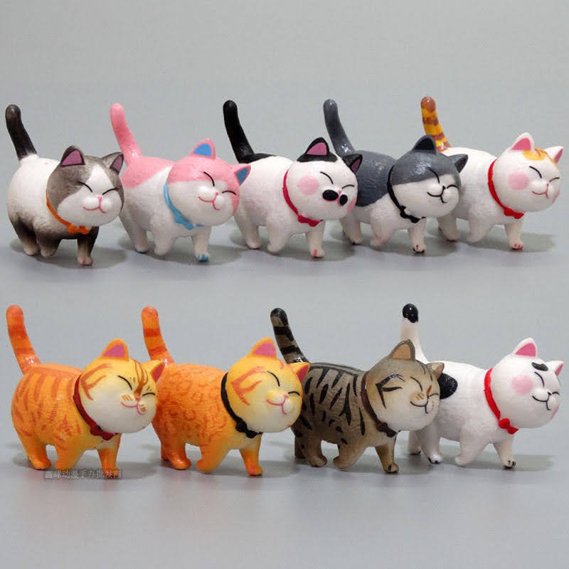 Set 9 mô hình mèo Munchkin đi bộ đeo chuông nhiều màu sắc dễ thương cute để bàn trang trí góc làm việc full bộ  - Rap