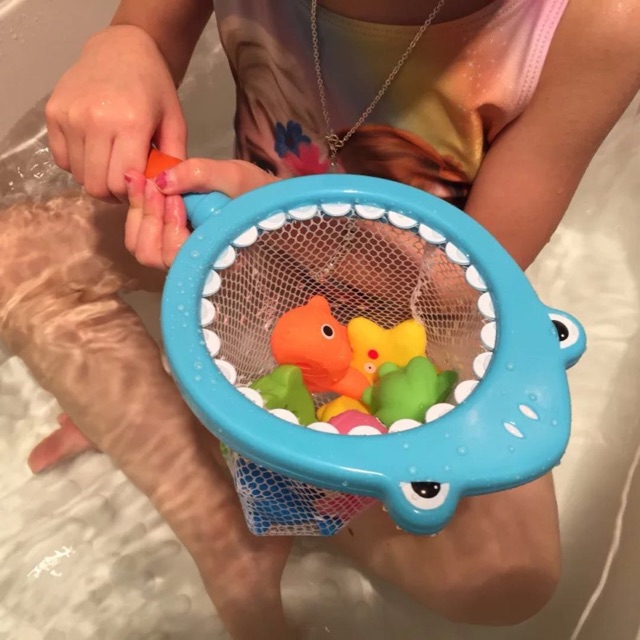 kids_mart: MỚI VỀ Đồ chơi tắm cho bé hình thú nhiều màu sắc