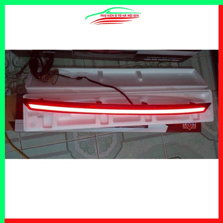 Ốp tay cốp sau có đèn led Cerato 2019-2020 ánh sáng đỏ trang trí xe