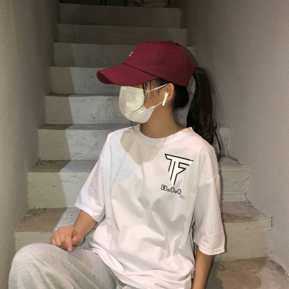 fashion áo phông nữ phiên bản mới 2021 Hàn Quốc sinh viên in hoa dễ phối hợp áo
