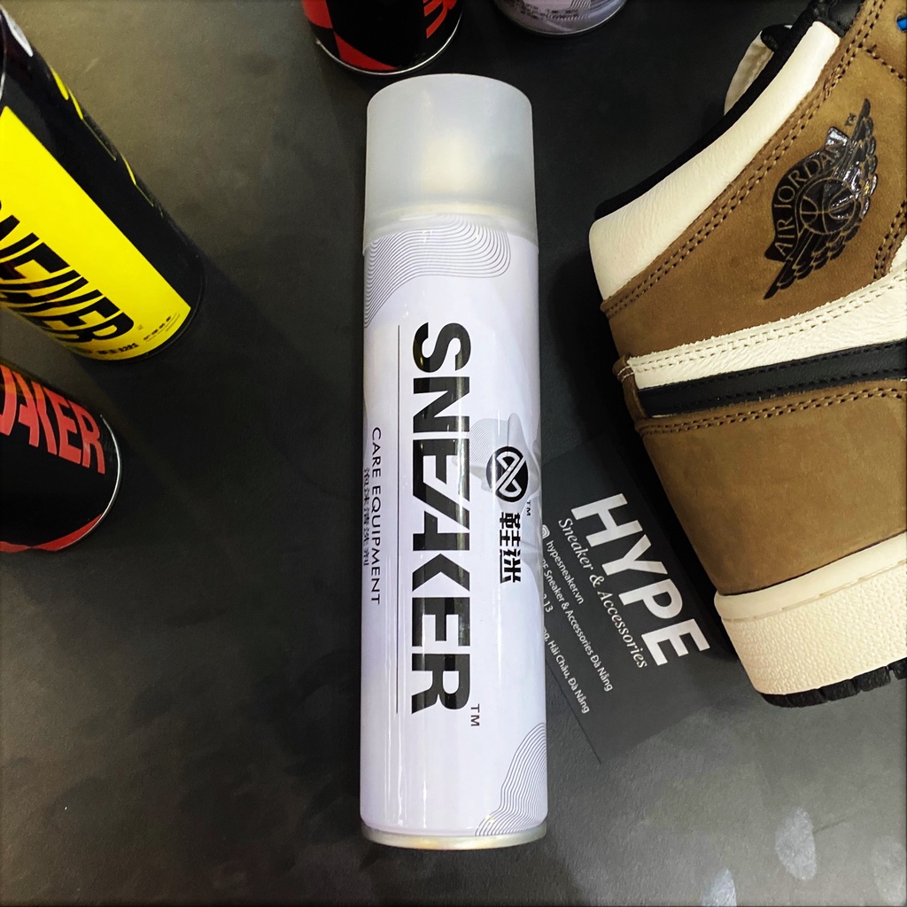 [ Hype Sneaker ] Phụ kiện vệ sinh giày dép - chai vệ sinh, chai nano , chai xịt thơm  &quot; sneaker club '' thể tích 300ml .