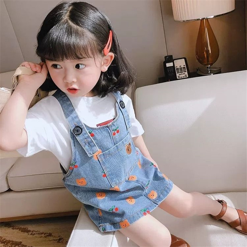 Váy Yếm Vải Jean In Hoa Xinh Xắn Cho Bé Gái Từ 1 - 8 Tuổi