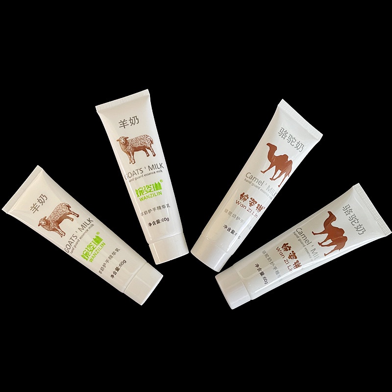 Kem Dưỡng Ẩm Da Tay Chiết Xuất Sữa Dê Và Lạc Đà 60g