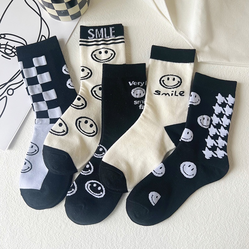 Vớ Thể Thao Chất Liệu cotton Họa Tiết Mặt Cười Màu Trắng Đen Thời Trang Thu Đông Phong Cách Hàn Quốc Cho Nam Và Nữ