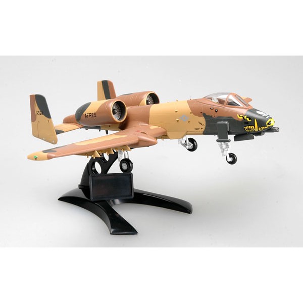 Mô hình máy bay A-10 Thunderbolt II tỉ lệ 1:72