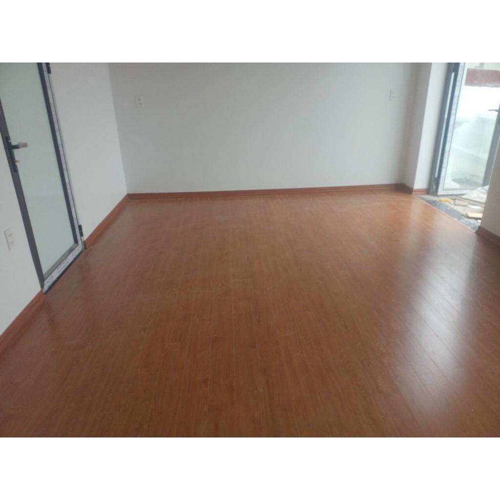 Thanh lý 149k/m2 sàn gỗ màu cánh dán hot nhất năm nay