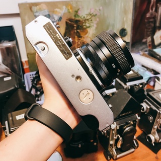 Máy ảnh phim Konica Autoreflex T3 Silver