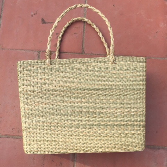 Túi cói đan dày dặn