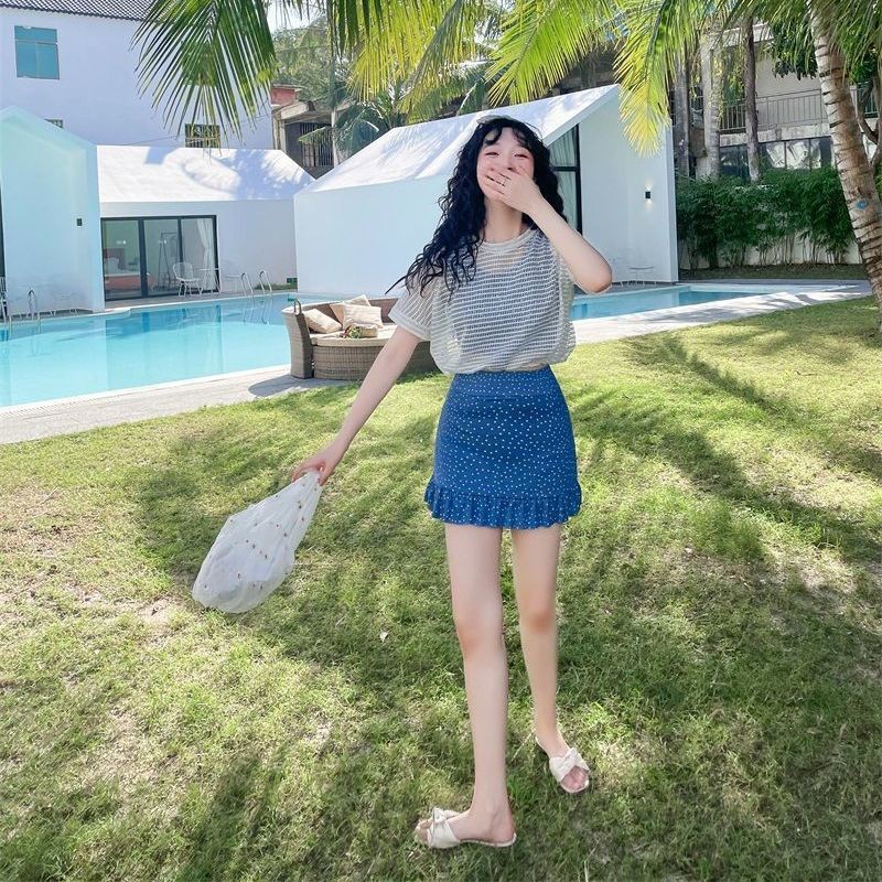 Bộ Đồ Bơi 3 Mảnh Kín Đáo Che Phủ Bụng Cho Nữ
