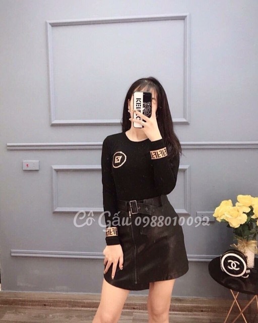 Áo thun cổ tròn chữ Fendy | BigBuy360 - bigbuy360.vn