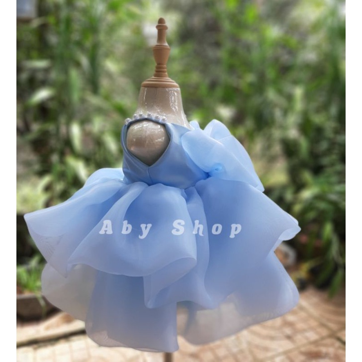 Váy công chúa thiết kế kèm nơ cài tóc