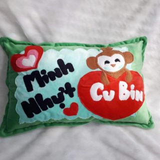 Bộ 2 gối nằm và ôm handmade khỉ ôm tim
