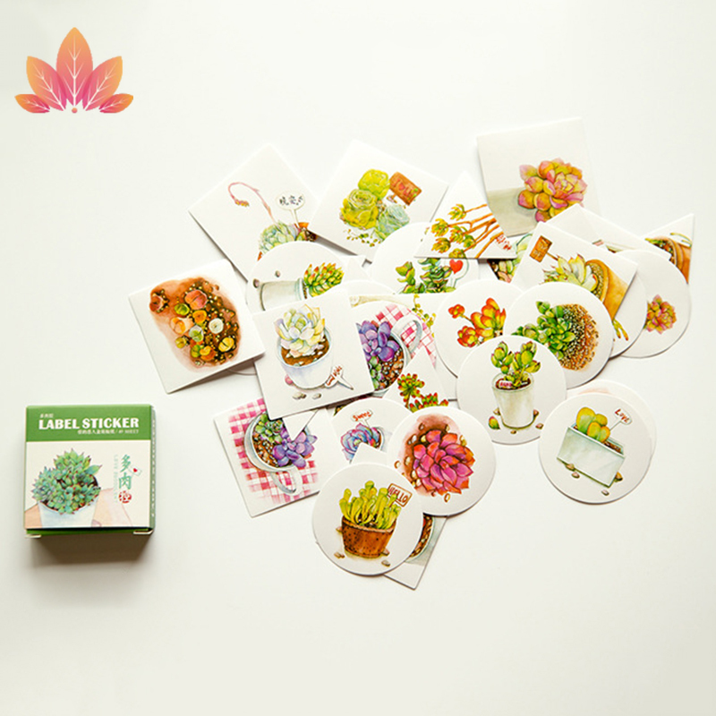 Hộp 40 Miếng Dán Trang Trí Hoạt Hình Dễ Thương