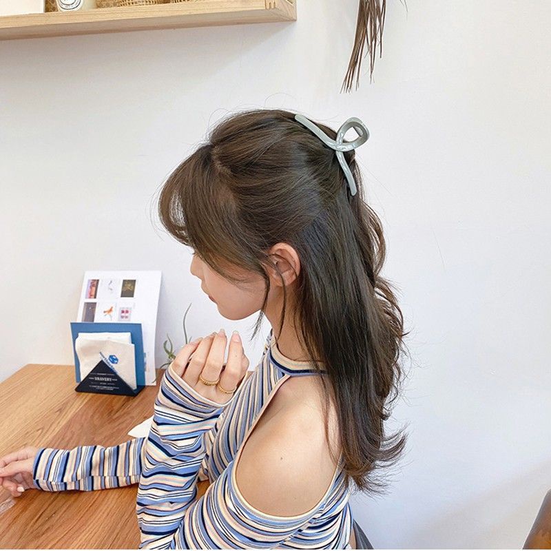 Kẹp tóc càng cua Hàn Quốc Hottrend nữ đẹp - Cặp búi tóc dễ thương họa tiết bò sữa chấm màu trắng đen giá rẻ