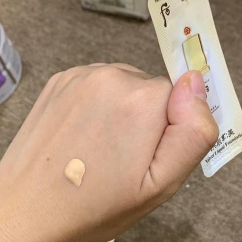 Gói Kem Nền Whoo Velvet Liquid Foundation Nâng tông sáng, che khuyết điểm cải thiện da sáng khỏe 1ml | BigBuy360 - bigbuy360.vn