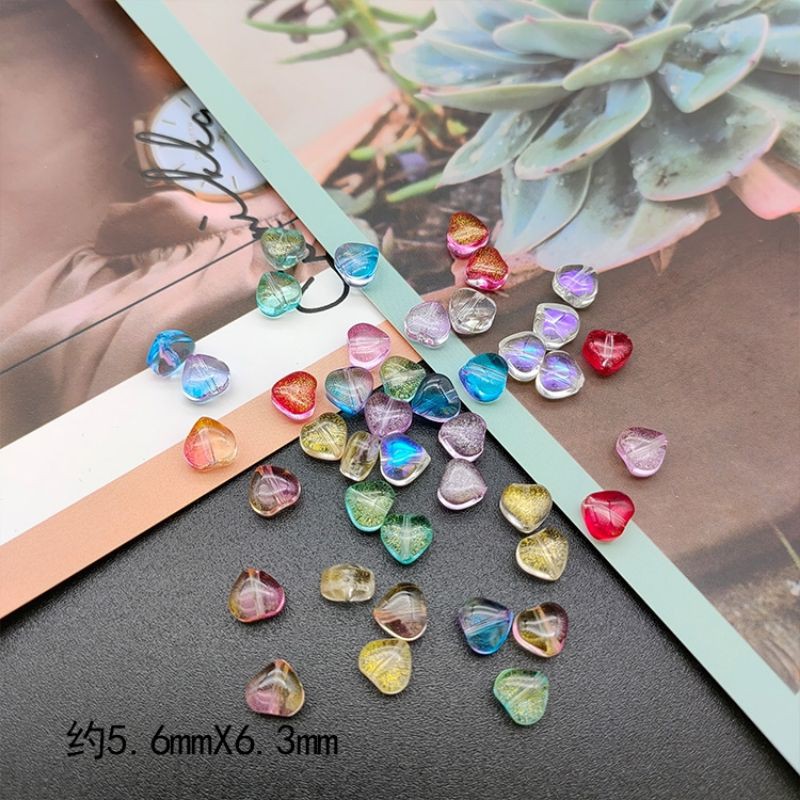 10 Hạt trái tim màu ombre 5.6x6.3mm ánh hologram xỏ lỗ 2 đầu