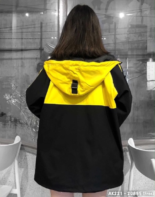 🌵 𝐓𝐡𝐞 𝐔𝐥𝐳𝐳𝐚𝐧𝐠 🌵 221 Áo Khoác Dù 2 Lớp Phối Đen Vàng Hottrend | BigBuy360 - bigbuy360.vn