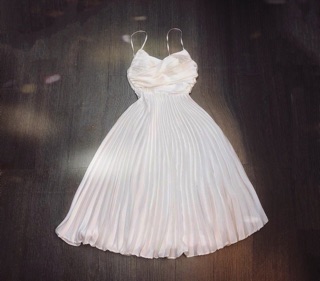 ĐẦM MAXI LỤA CHÂN PLI