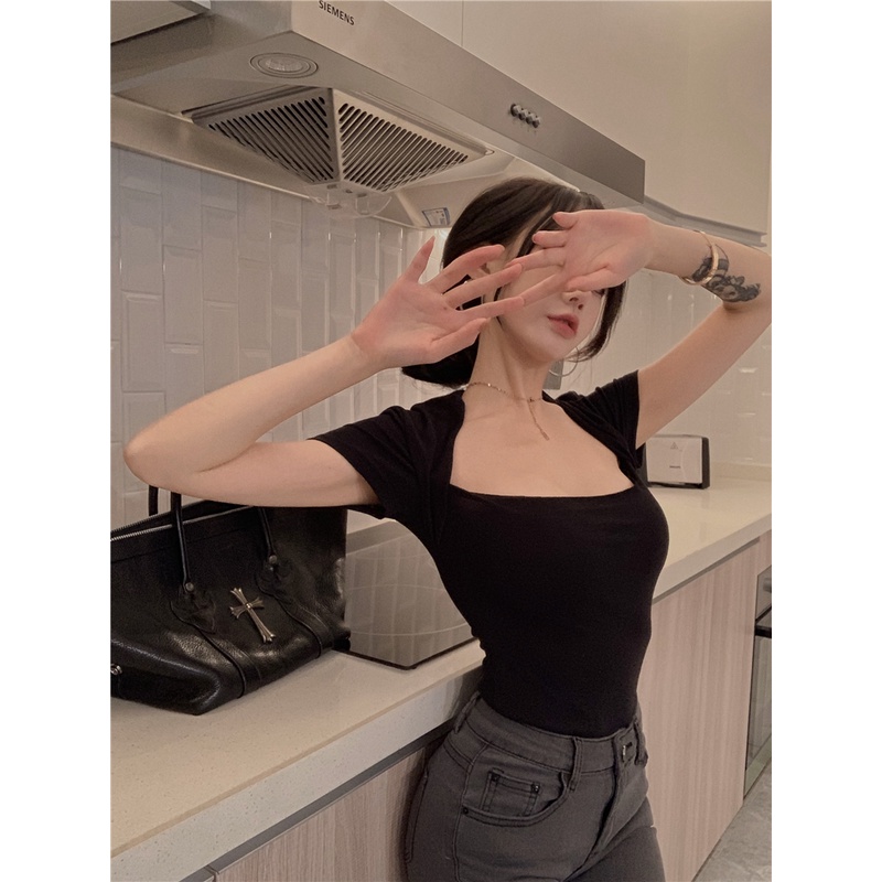 Áo kiểu SUXI dáng croptop tay ngắn thời trang dành cho nữ