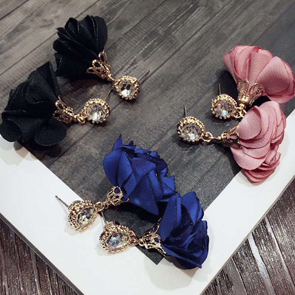 Đôi Bông Tai Dáng Rơi Họa Tiết Hoa Đính Đá Thời Trang Cho Nữ