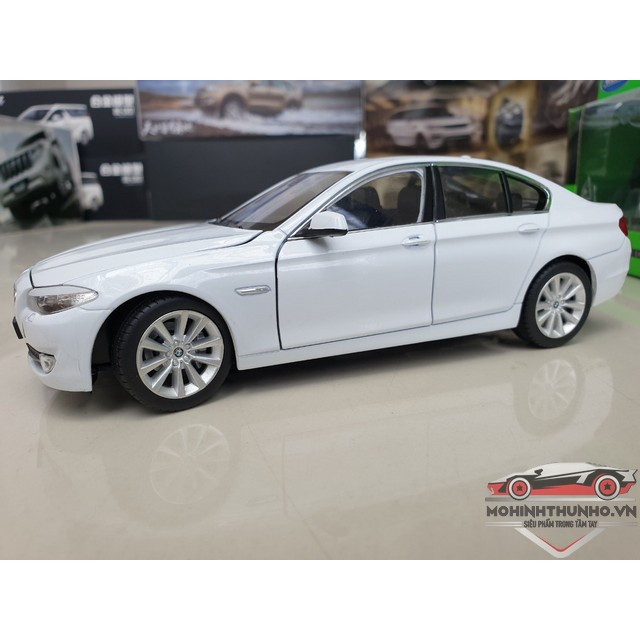Xe mô hình BMW 535i, tỉ lệ 1:24