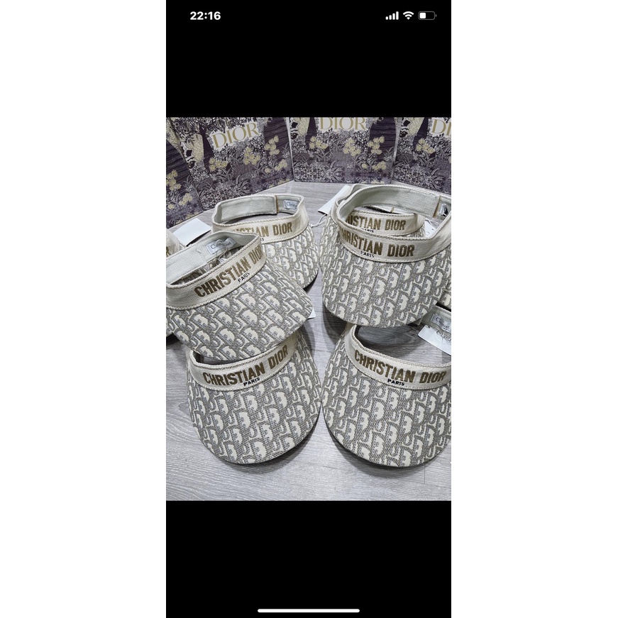 Mũ lưỡi chai/bucket Dior