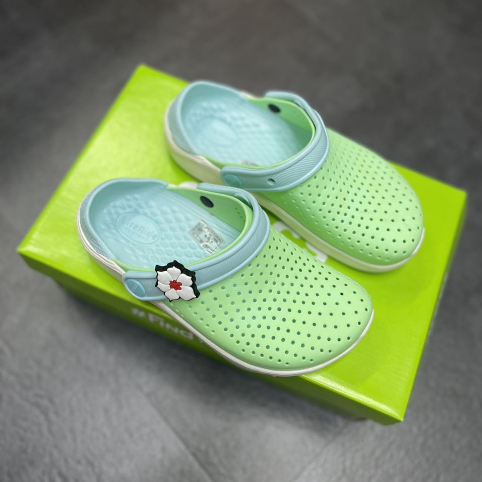 Giày Dép Sục Literide Clog Xanh Mint Crocs Trẻ Em Chính Hãng Size 27 Đến 35 - Tặng 4 Jibbizt - Sấu Vui Vẻ