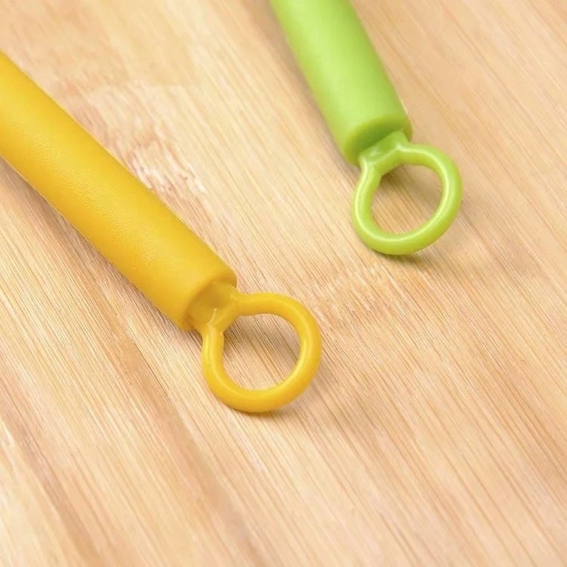 1 Dụng Cụ Đánh Trứng Bằng Nhựa 18cm Màu Sắc Ngẫu Nhiên Chất Lượng Cao