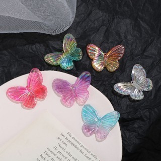 Charm bướm có lỗ xỏ