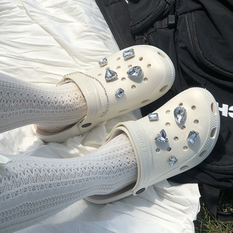 Nhãn Dán Trang Trí Họa Tiết Chữ Thập Dễ Thương Xinh Xắn Jibbitz, Sticker Gắn Trang Trí Giày Dép Crocs Hình Dễ Thương