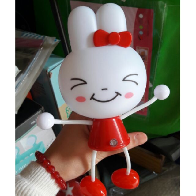 Đèn ngủ kute cảm ứng