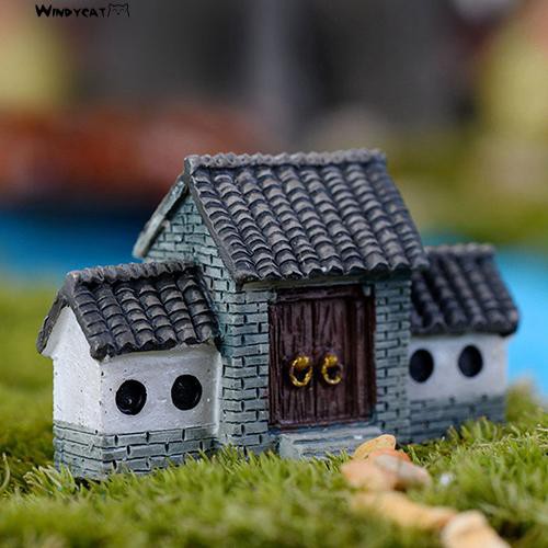 Mô hình ngôi nhà bằng nhựa xinh xắn dùng cho trang trí tiểu cảnh
