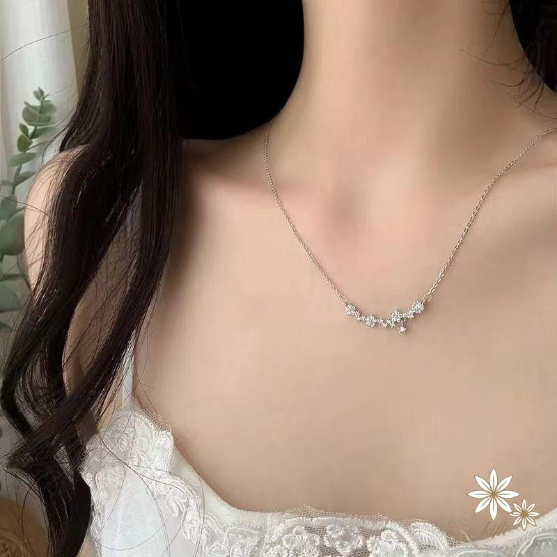 【Kifli】 Vòng cổ Ngắn Mặt Hoa Kim Cương Mini Phong Cách Hàn Quốc Thời Trang Cho Nữ